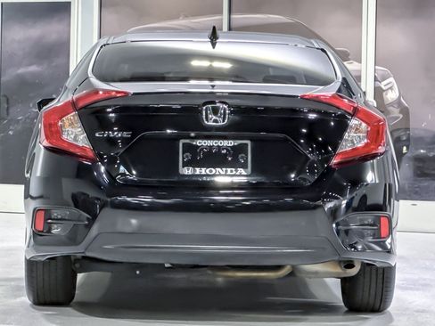 Used 2017 Honda Civic EX image 10