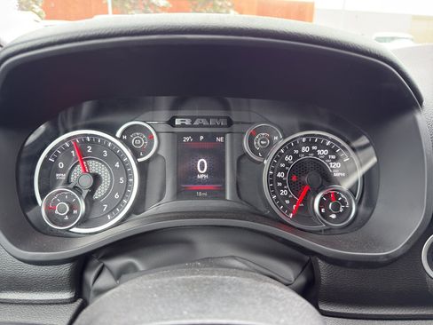 New 2026 RAM 1500 Express image 17