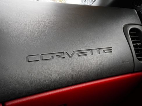 Used 2013 Chevrolet Corvette Grand Sport w/ 3LT Preferred Equipment Group RWD image 30