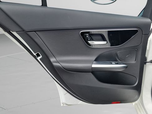 Certified 2025 Mercedes-Benz C 300 Sedan image 9