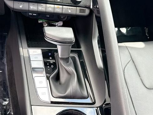 Certified 2023 Hyundai Elantra Limited w/ Cargo Package image 16