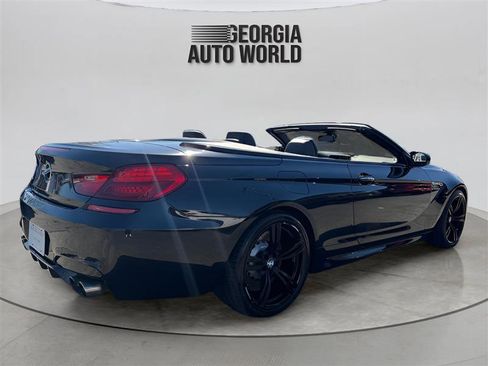 Used 2017 BMW M6 Convertible image 12