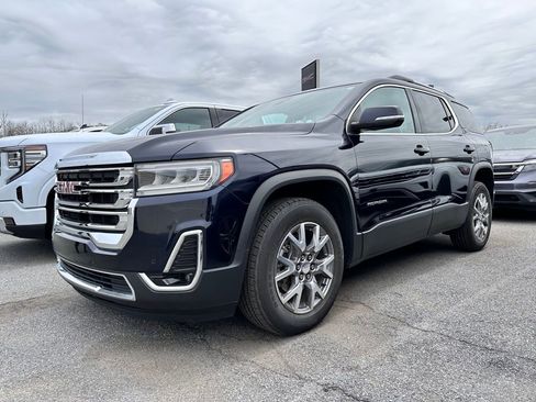 Used 2022 GMC Acadia SLT AWD/4WD image 2