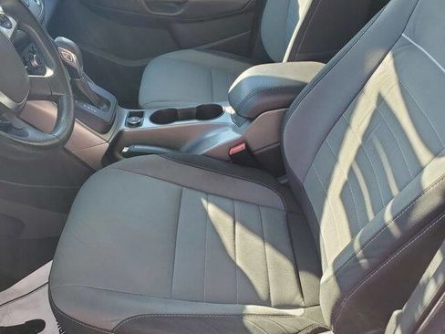 Used 2015 Ford Escape SE AWD/4WD image 18
