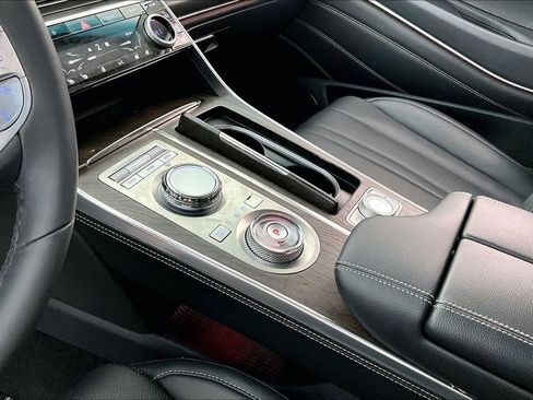 Used 2024 Genesis GV80 3.5T image 17