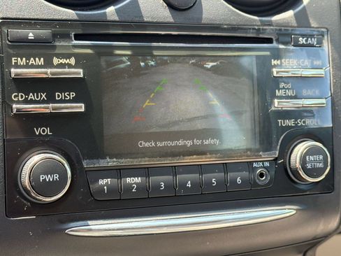 Used 2014 Nissan Rogue S w/ Convenience Package FWD image 19