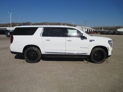 New 2026 GMC Yukon XL Elevation w/ Elevation Premium Package