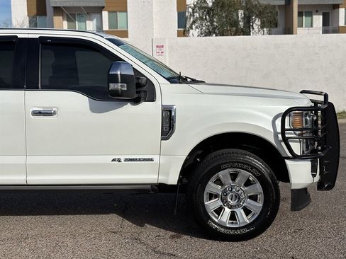 Used 2020 Ford F350 Platinum image 5