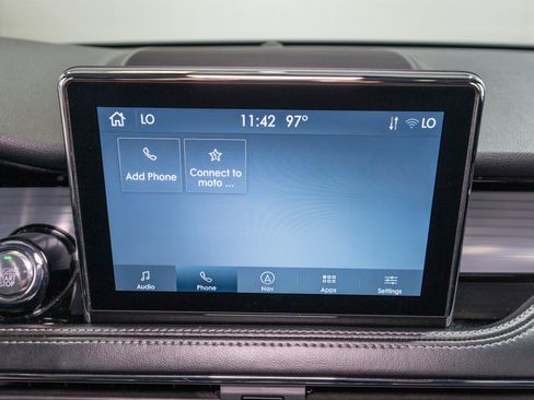 Used 2021 Lincoln Corsair AWD w/ Premium Package image 21