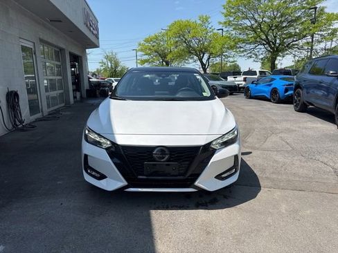 Used 2023 Nissan Sentra SR w/ Midnight Edition Package FWD image 7