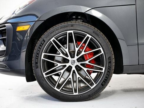 New 2026 Porsche Macan S image 13