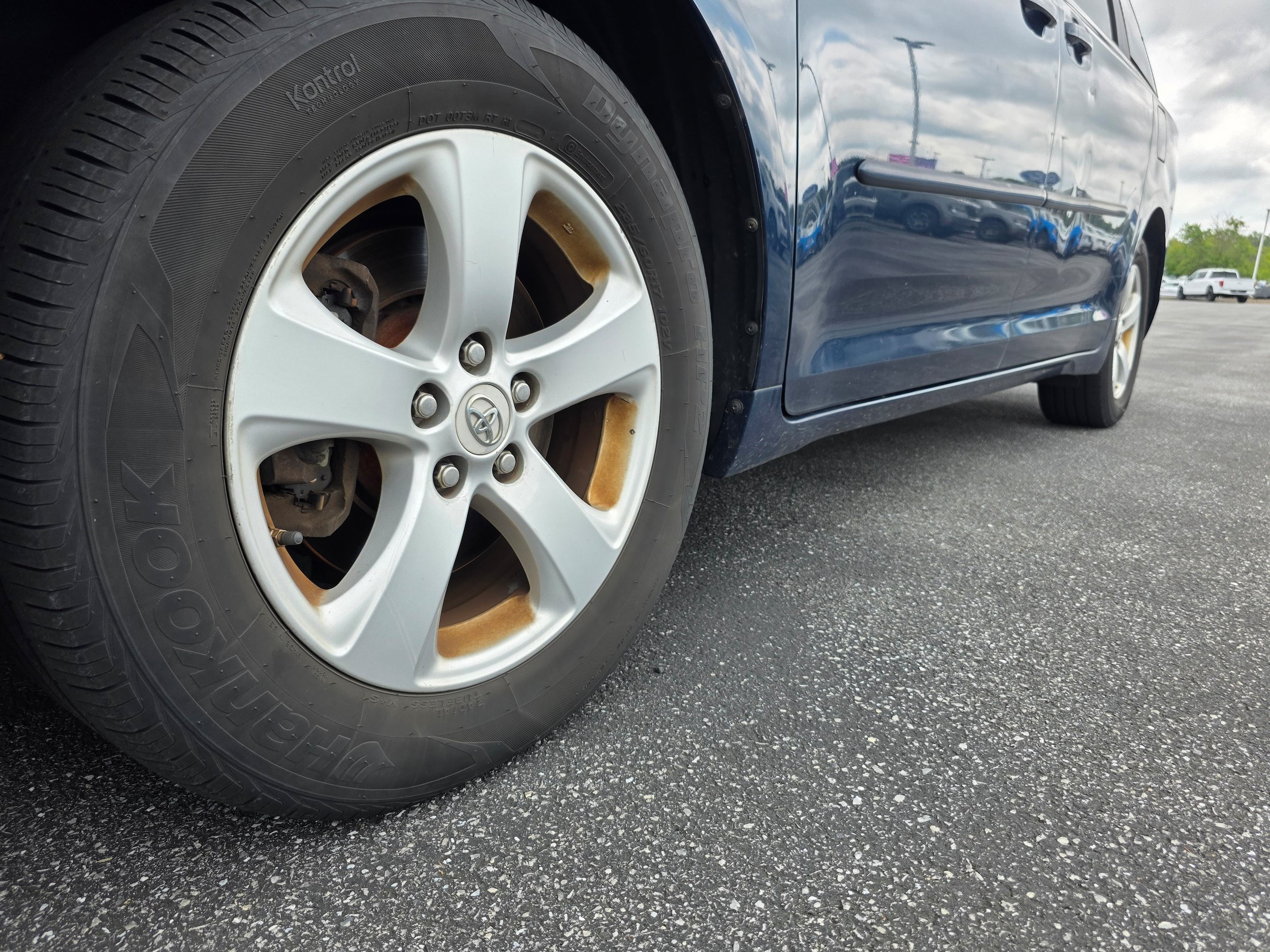 Used 2012 Toyota Sienna LE w/ Towing Pkg FWD image 22