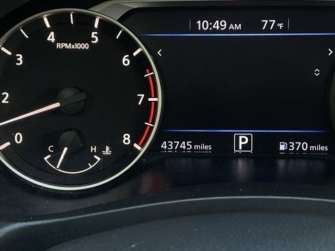 Used 2025 Nissan Altima 2.5 SV FWD image 36