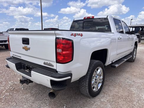 Used 2019 Chevrolet Silverado 2500 High Country w/ Duramax Plus Package AWD/4WD image 6