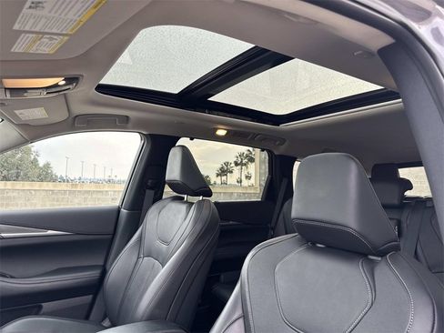 Certified 2025 INFINITI QX60 Luxe image 22