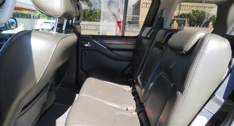 Used 2008 Nissan Pathfinder LE RWD image 14