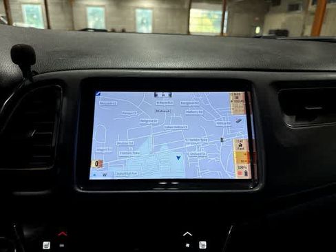Used 2017 Honda HR-V EX-L image 20