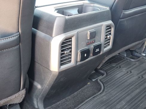 Used 2018 Ford F150 Raptor w/ Equipment Group 802A Luxury image 34