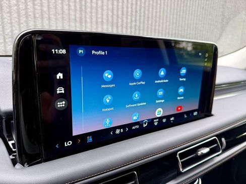 New 2026 Lincoln Aviator AWD image 35
