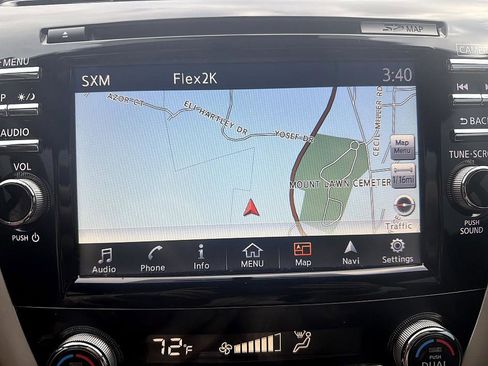 Used 2017 Nissan Murano SL image 16