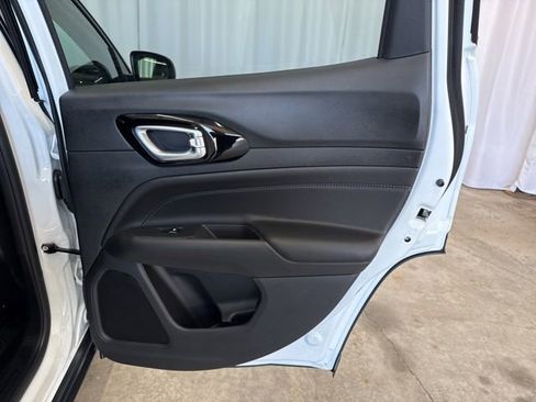 New 2026 Jeep Compass Limited image 32