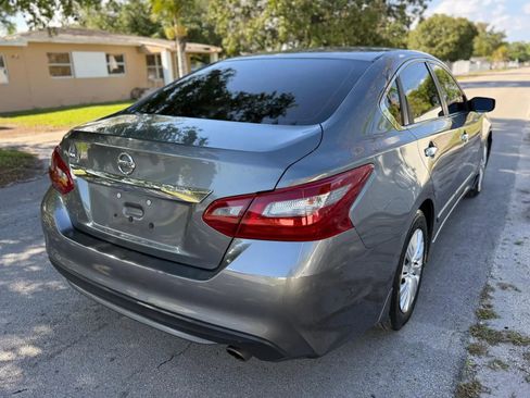 Used 2018 Nissan Altima 2.5 S w/ S Convenience Package image 6