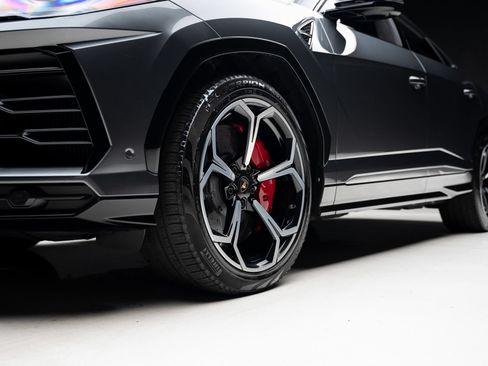 Used 2019 Lamborghini Urus AWD/4WD image 77