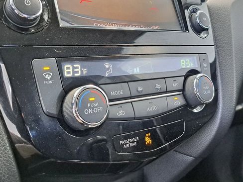 Used 2020 Nissan Rogue Sport SV w/ All-Weather Package image 17