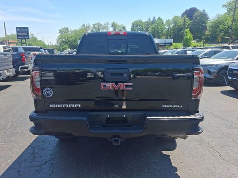 Used 2018 GMC Sierra 1500 Denali w/ Denali Ultimate Package AWD/4WD image 5