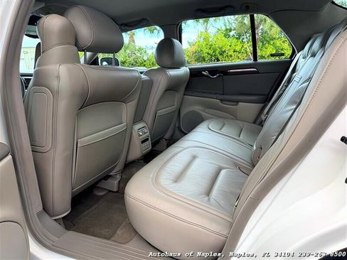 Used 2001 Cadillac De Ville w/ Comfort/Convenience Pkg image 21