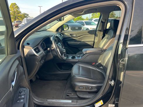 Used 2023 GMC Acadia SLT AWD/4WD image 25