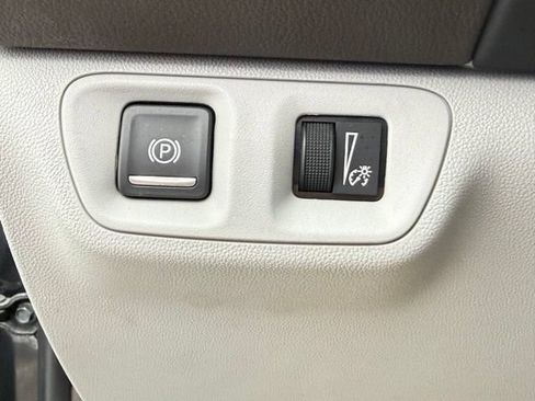 Used 2019 GMC Acadia SLT FWD image 30