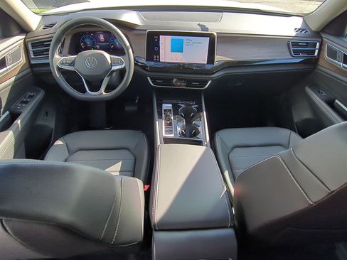 New 2026 Volkswagen Atlas SEL image 16