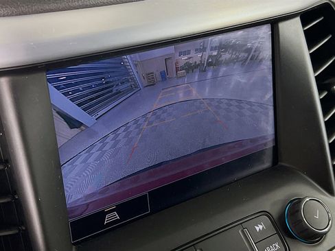 Used 2023 GMC Acadia SLT image 10