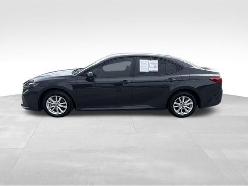 Used 2025 Toyota Camry LE FWD image 2