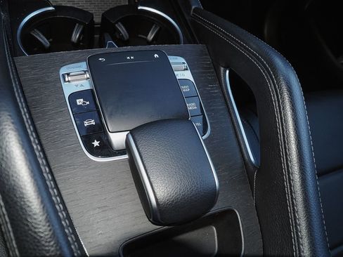 Used 2020 Mercedes-Benz GLE 350 4MATIC image 17