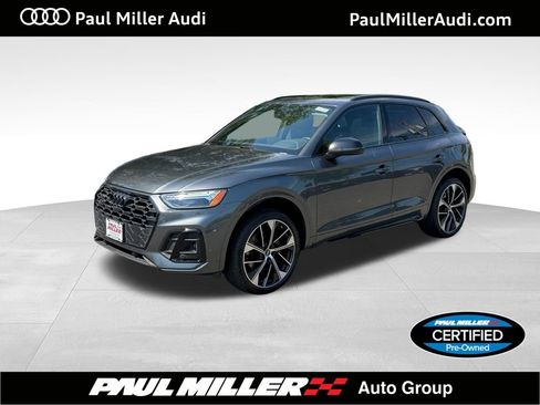 Used 2023 Audi SQ5 Premium Plus w/ Premium Plus Package AWD/4WD image 1