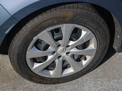 Used 2024 Toyota Corolla LE FWD image 16