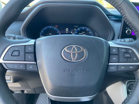 New 2026 Toyota Grand Highlander Limited image 8