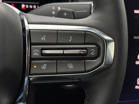 New 2027 GMC Terrain Elevation w/ Elevation Premium Package FWD image 22