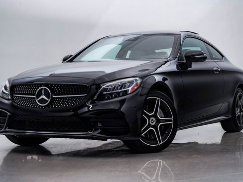 Used 2022 Mercedes-Benz C 300 4MATIC Coupe image 1