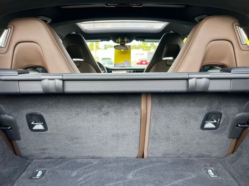 Used 2018 Porsche Panamera 4S image 25