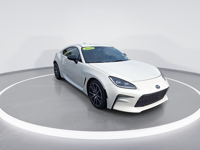 Used 2022 Toyota GR86 RWD image 2