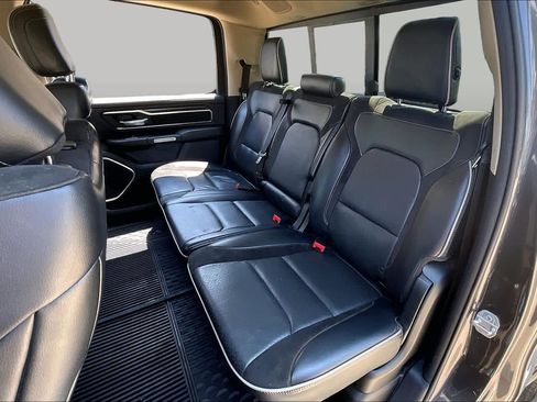 Used 2019 RAM 1500 Laramie AWD/4WD image 19
