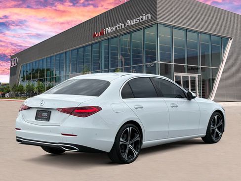 Used 2024 Mercedes-Benz C 300 Sedan image 7