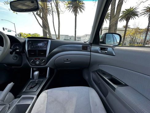 Used 2013 Subaru Forester 2.5X Premium image 12