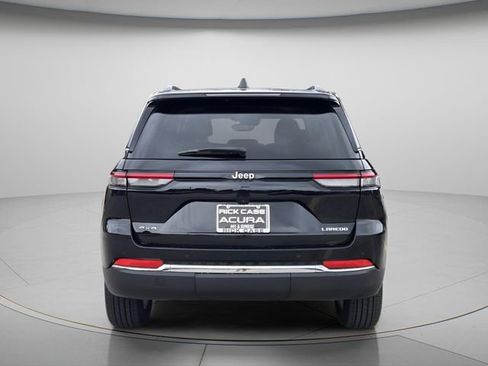 Used 2023 Jeep Grand Cherokee Laredo X AWD/4WD image 6
