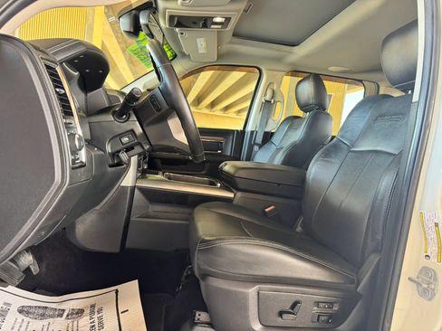 Used 2018 RAM 2500 Laramie w/ Sport Appearance Group AWD/4WD image 14