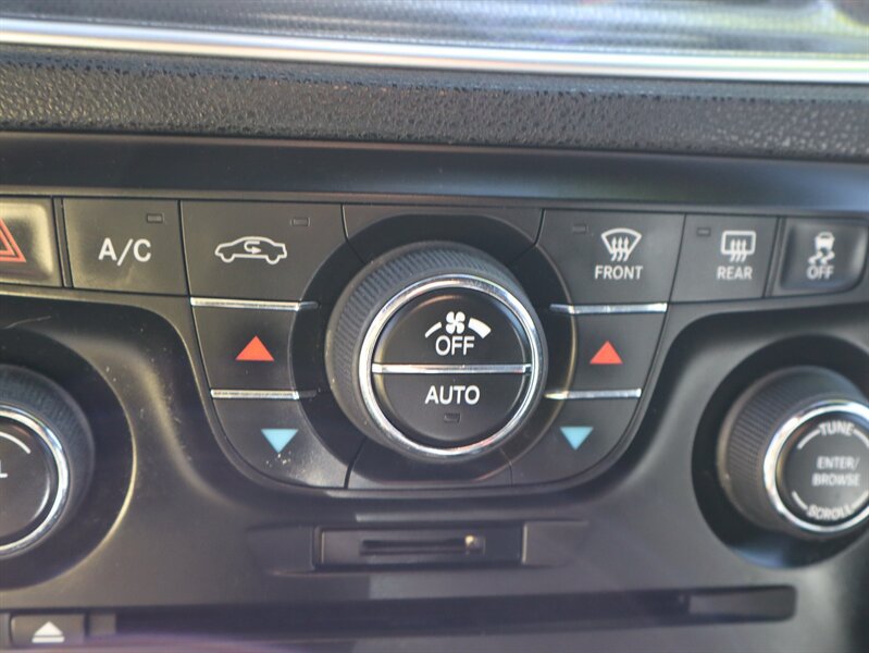 Used 2013 Dodge Charger R/T RWD image 16