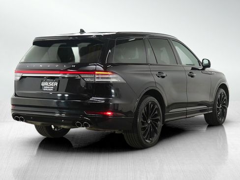 Used 2024 Lincoln Aviator Reserve w/ Equipment Group 201A image 5